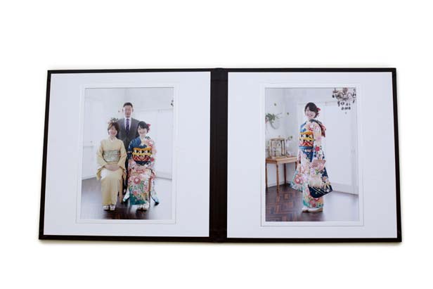 《前撮り時》キャビネ台紙1冊プレゼント